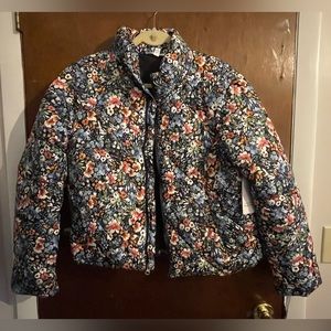 Walmart Time and Tru women’s puffy coat with cute floral design. Size Medium